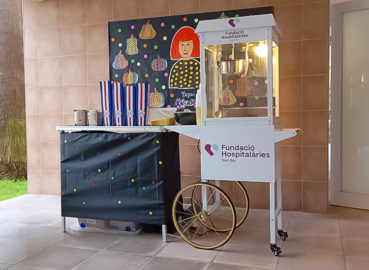 Carretó blanc de Crispetes Barcelona · Inflables Barcelona